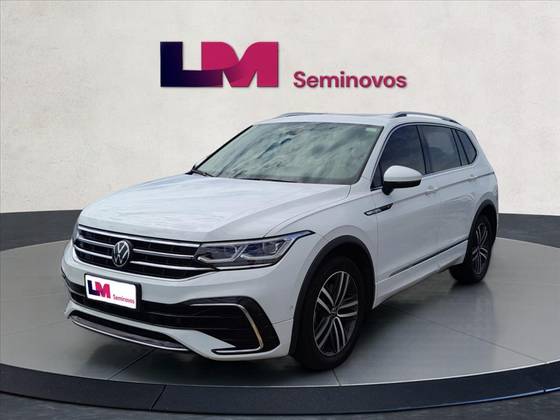 VOLKSWAGEN TIGUAN 2.0 300 TSI GASOLINA ALLSPACE R-LINE AUTOMÁTICO